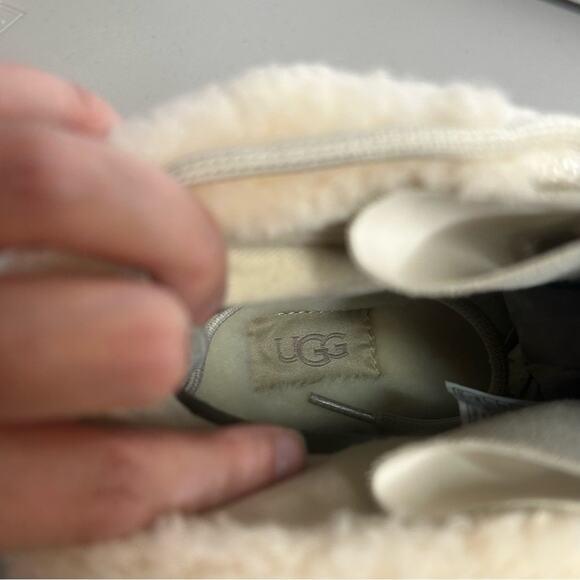 UGG Rubber Boots Yose Fluff V2 Lace Up Winter Boot White Pine Womens Size 10 NEW - Picture 6 of 9